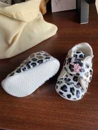 Guess UGG Nike Zara Детски обувчици