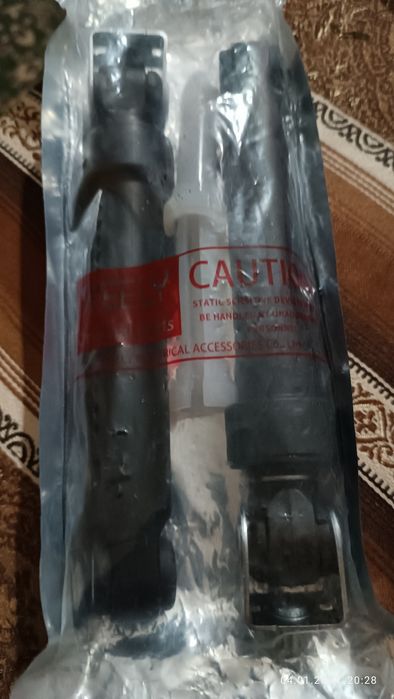 Продам запчасти и детали от ст маш. Индезит w421 T. Сотаман.