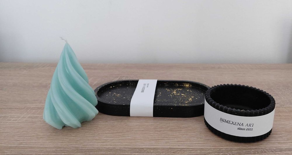 Winter Glow – Holiday Edition | Black & Gold