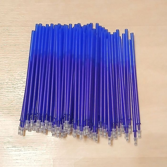 Продаются стержни пиши-стирай