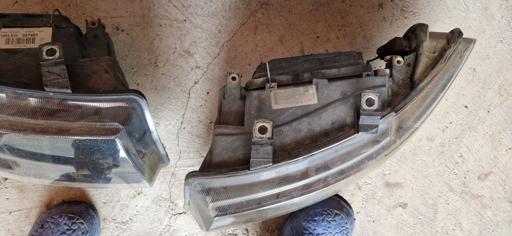 Faruri originale Valeo pentru Seat Toledo. Leon 1M2