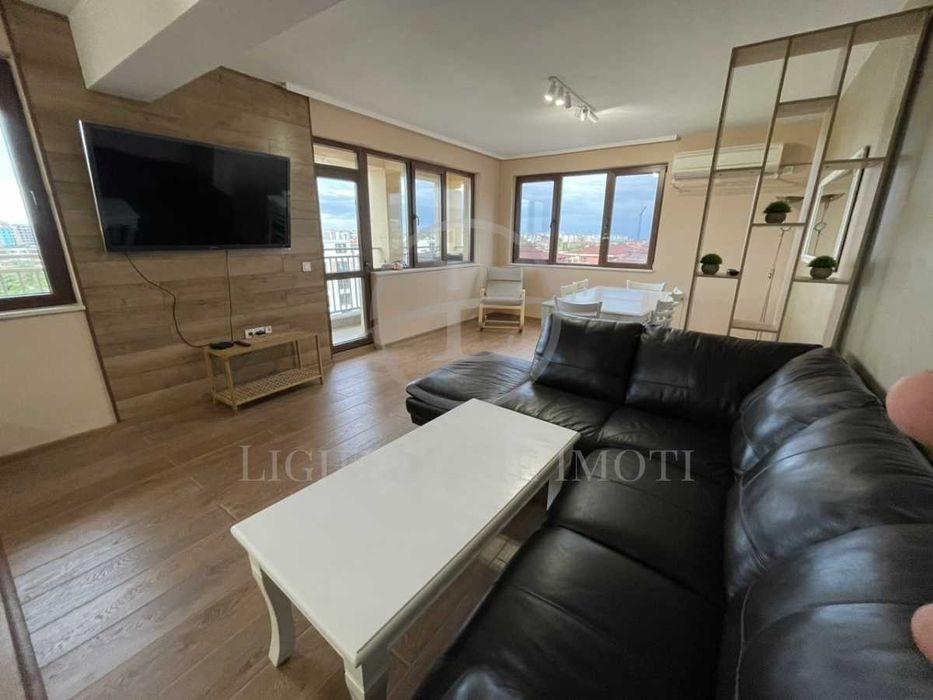 Продава се Четиристаен апартамент в Пловдив, Остромила - 145 кв.м за 1518 €/кв.м - Снимка #3