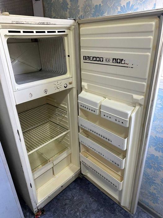 Холодильник хороший