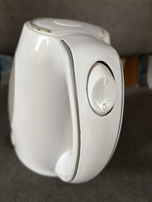 Fierbator Heinner Instant-47, 2200 W, 1.5 l, alb