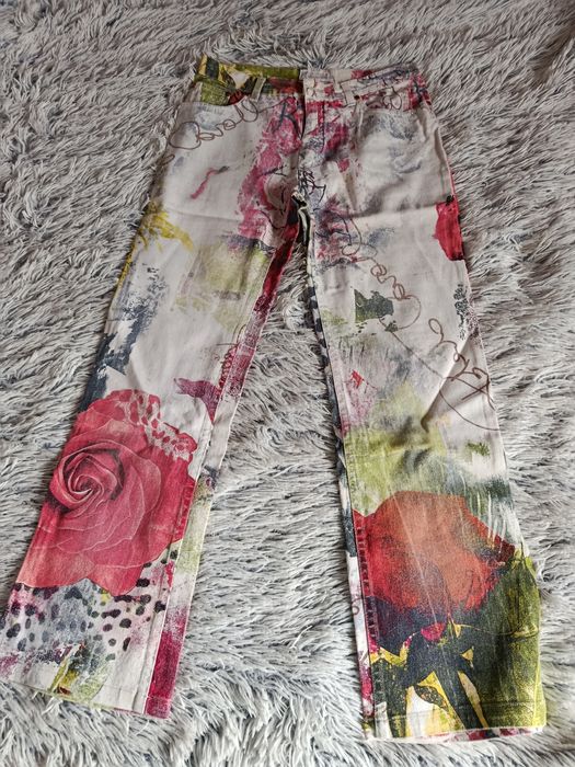 Дънки на Роберто кавали