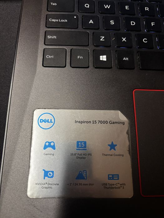 Лаптоп Dell Inspiron 7577 изключително запазен