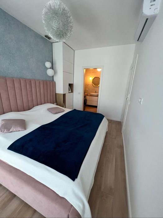 Apartament cu 3 camere si rooftop West Residence