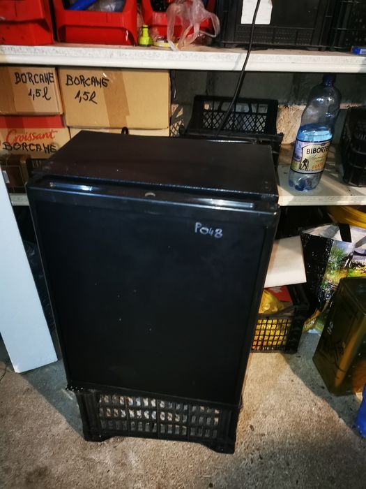 Vand frigider minibar
