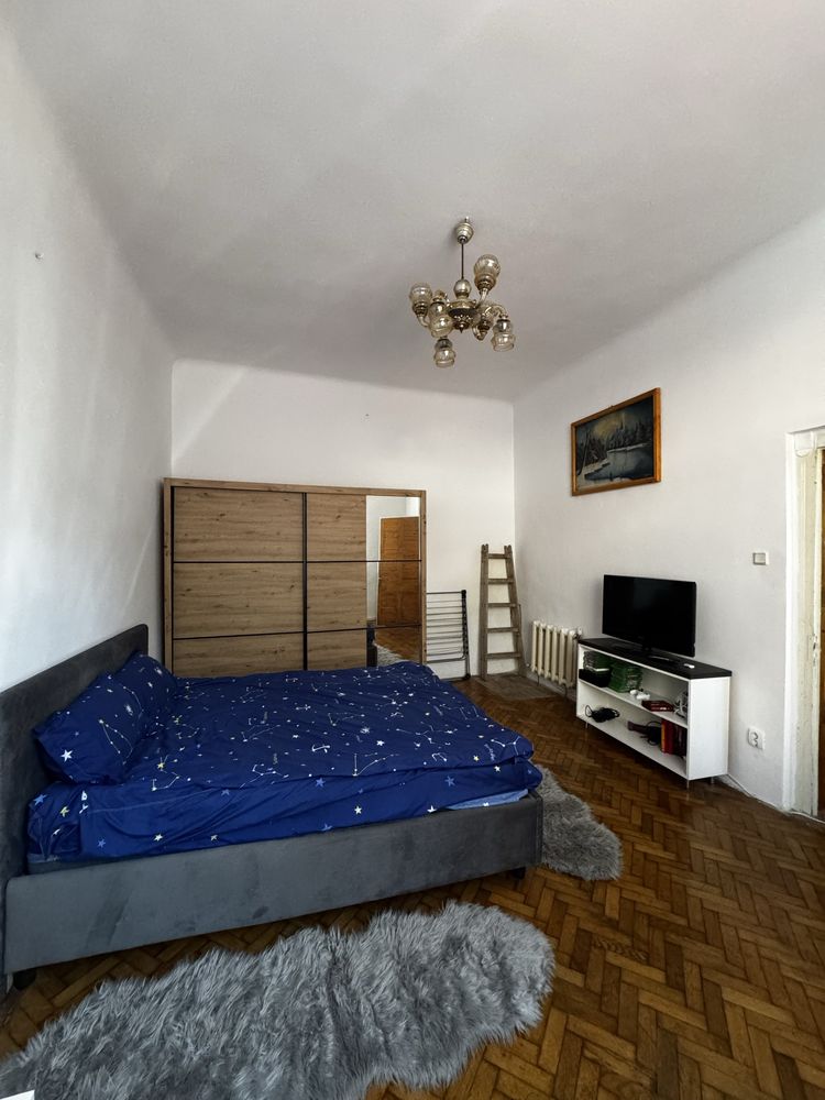Apartament la curte P-ța Mihai Viteazul
