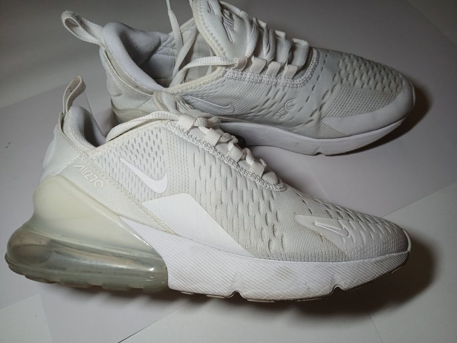 Adidasi Nike Airmax 270