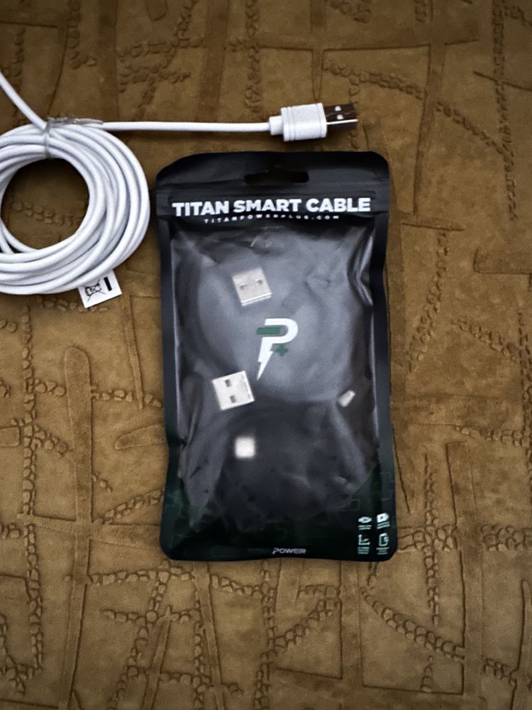 Cablu iPhone 3metri si Titan Smart Cable cu capat unghi