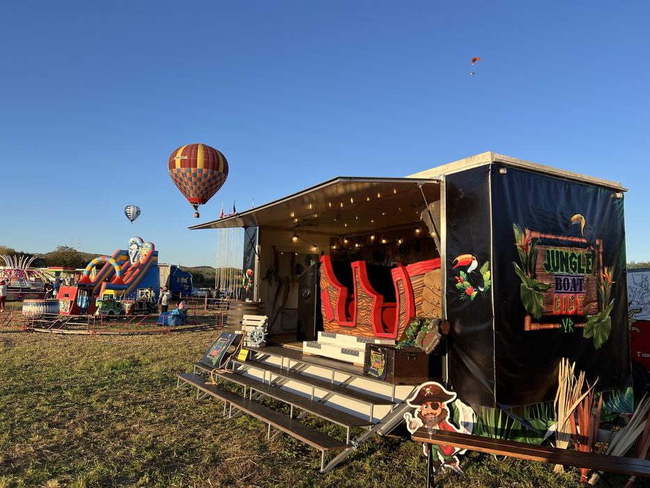 Echipament, aparat, simulator VR (idee afacere) mobil sau indoor!