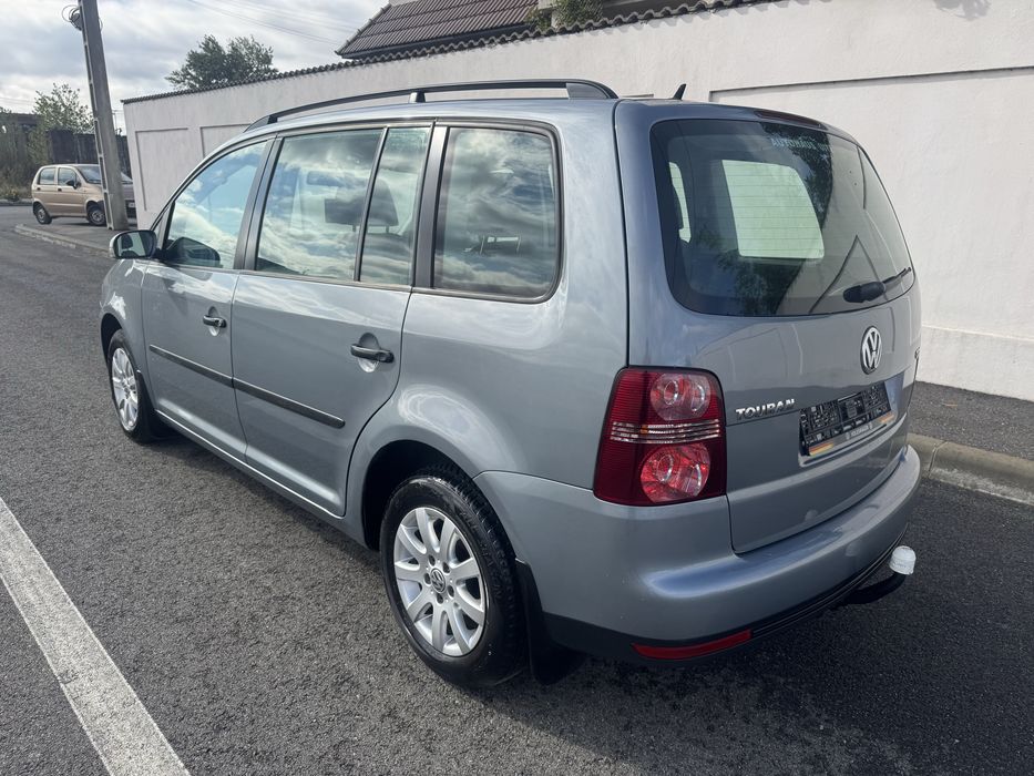 Vw Touran 1.9 Diesel *CUTIE AUTOMATA* 2009 / Climatronic
