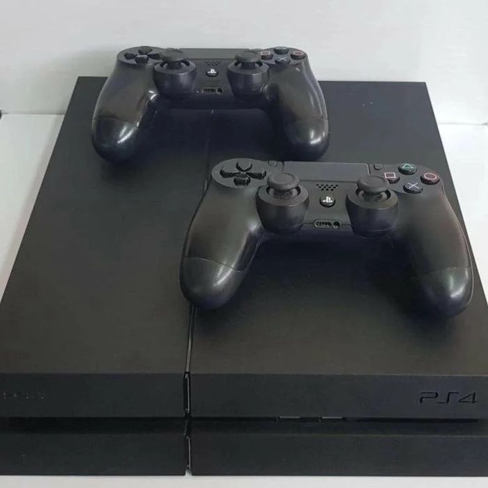 Продам PS4 Fat ПС4 PlayStation4