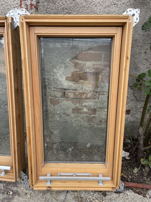 Velux ferestre mansarda 4 buc  .  Dim 120 x65 , 100 x 80