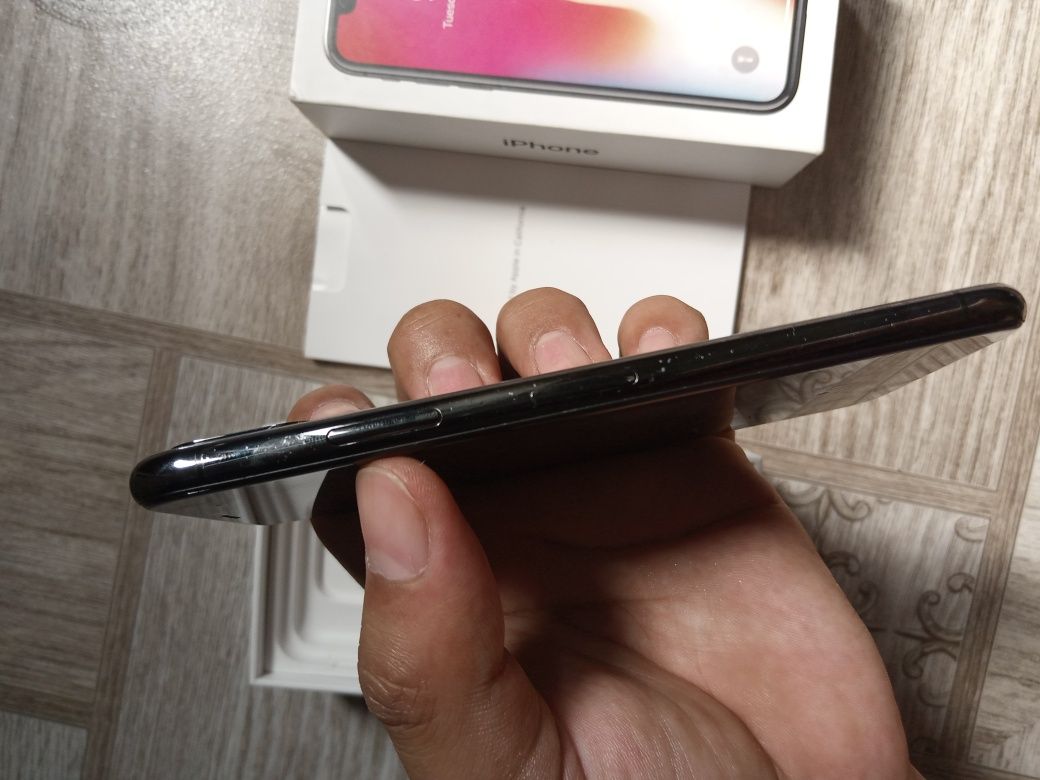 Iphone x karobka dakumentli