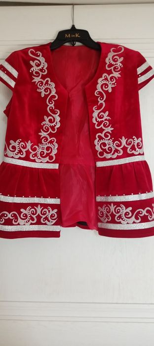 Продам нац.кажекей И камзол( длинная)
