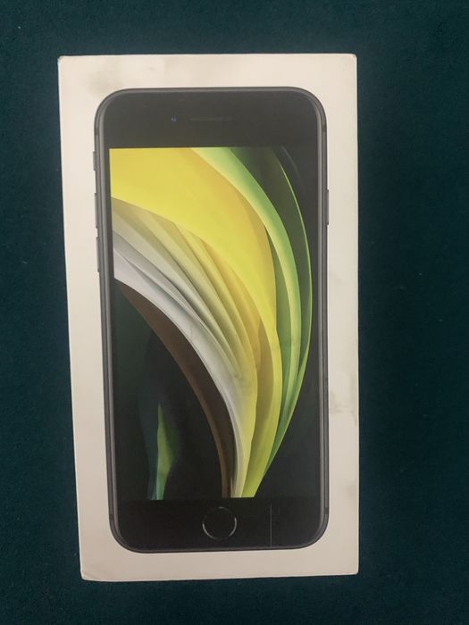 Продам Iphone SE 2020