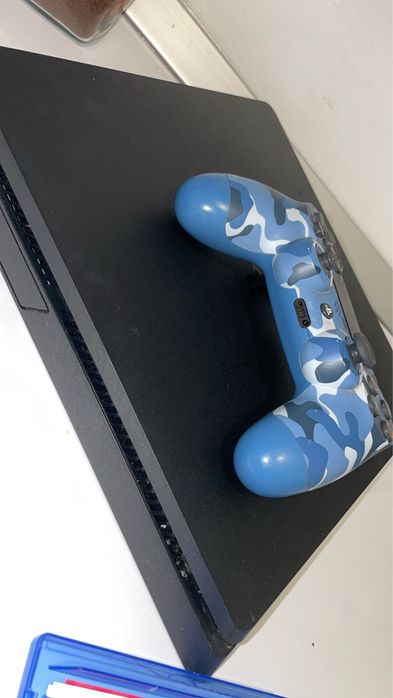 Ps4 folosit un an fara nicio problema merge perfect