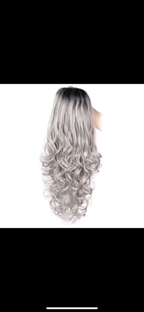 Peruca F82 FRONT LACE gri ombre blonda platinata Silver creata bucle