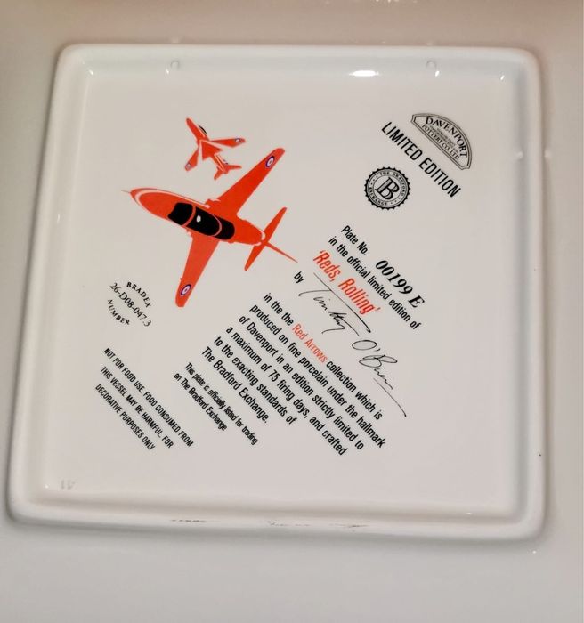 Антикварни порцеланови чинии плочки 3 бр. лимитирани колекционерски !