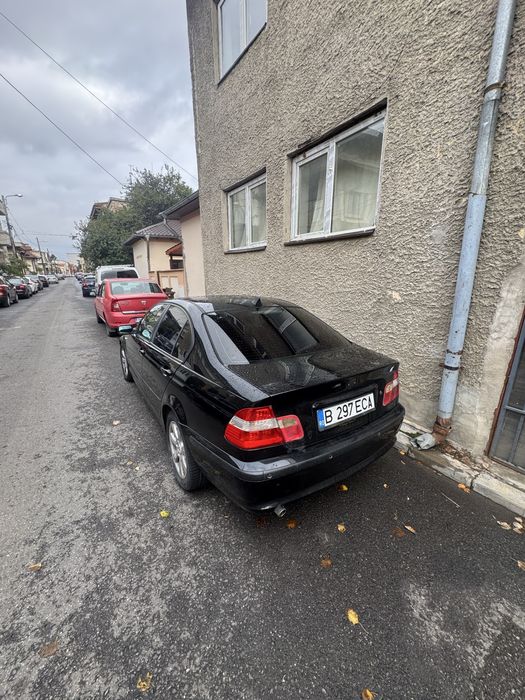 Vand e46 negru 1.8