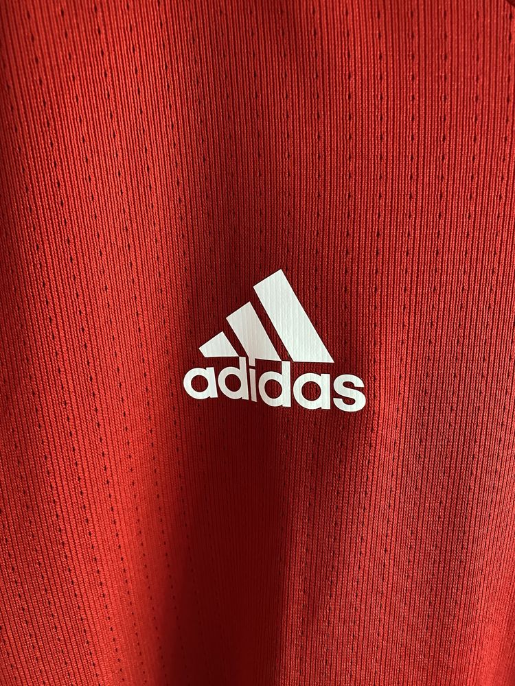 Adidas x Bayern München, mărimea L