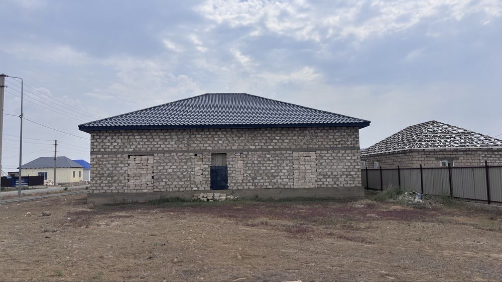 4 -х комнатный большой дом 16,6Х18 м