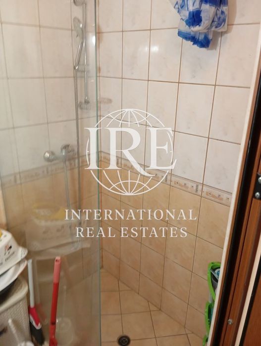 Продава се Тристаен апартамент в Варна, Младост 1 - 65 кв.м за 2462 €/кв.м - Снимка #8