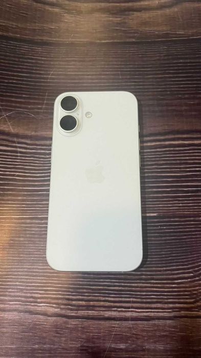 Смартфон Apple iPhone 16 128Gb, ЛОТ 786837, г Семей улВалиханова 100/1