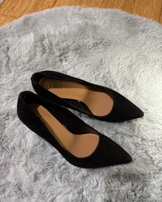 Pantofi eleganti cu toc
