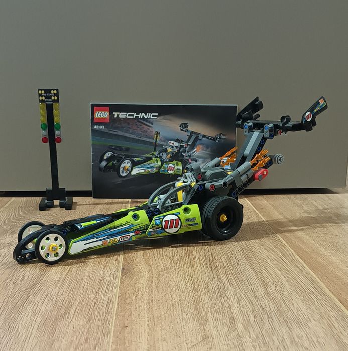Lego tehnic 42103