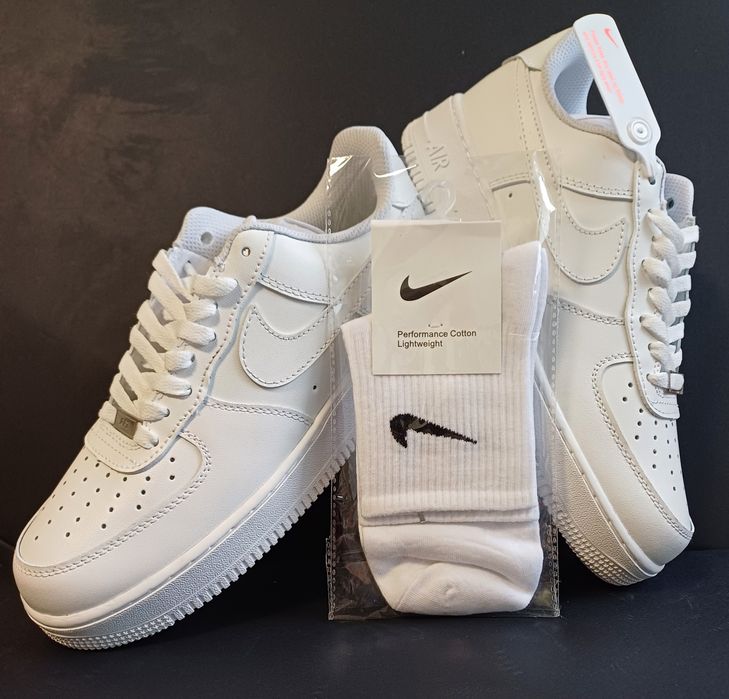 [43-44.5 н] Nike Air Force 1 бели С ПОДАРЪК