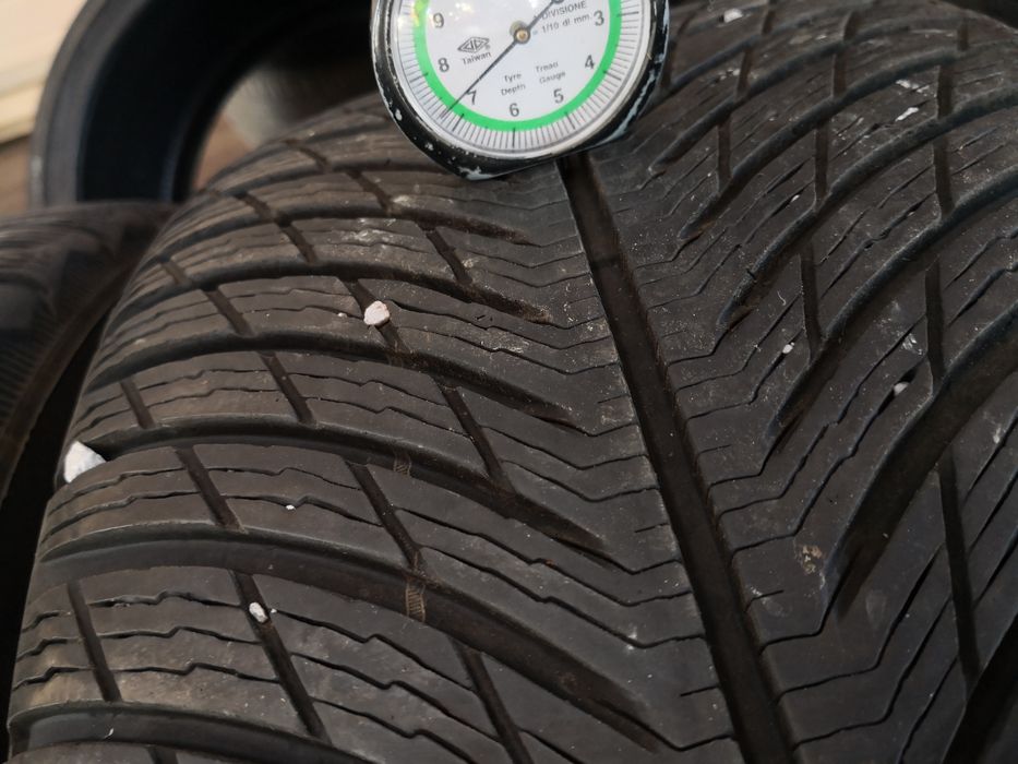 245 45 18 цола гуми Michelin