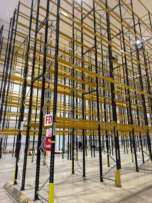 Rafturi metalice industriale depozitare 322
