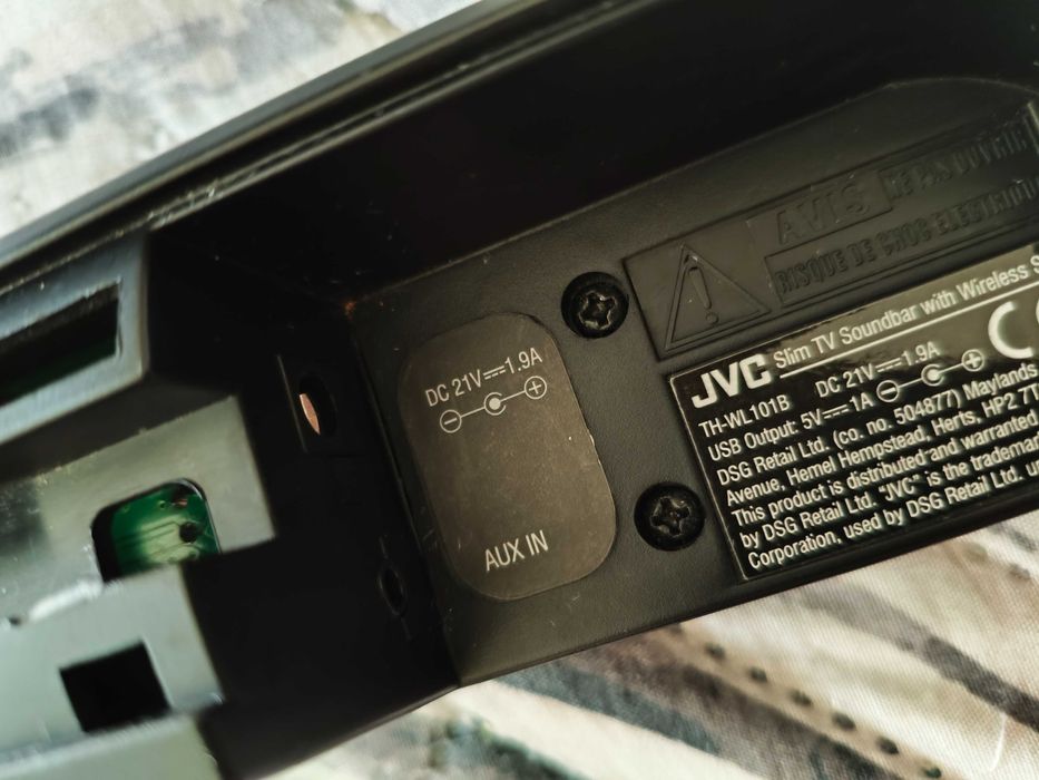 Soundbar JVC TH-WL101B