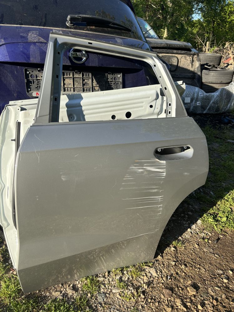 Врата BMW X1 U11