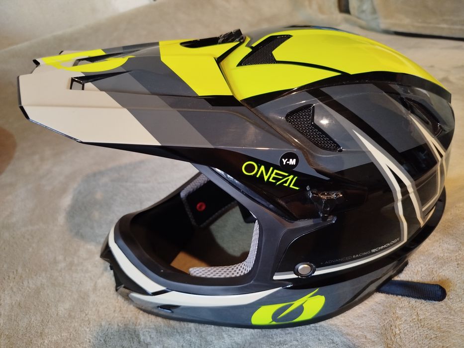 Vând cască full face O'NEAL