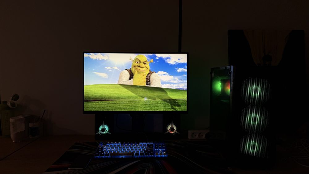 Игравой компьютер монитори билан сотилади