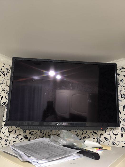 Продам телевизор Samsung
