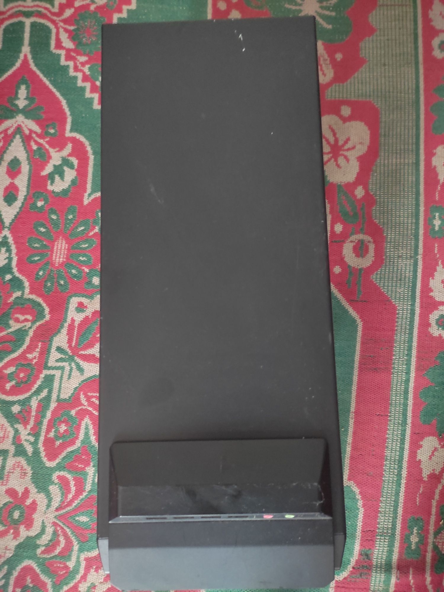 Продавам компютърна кутия Gateway DT Series