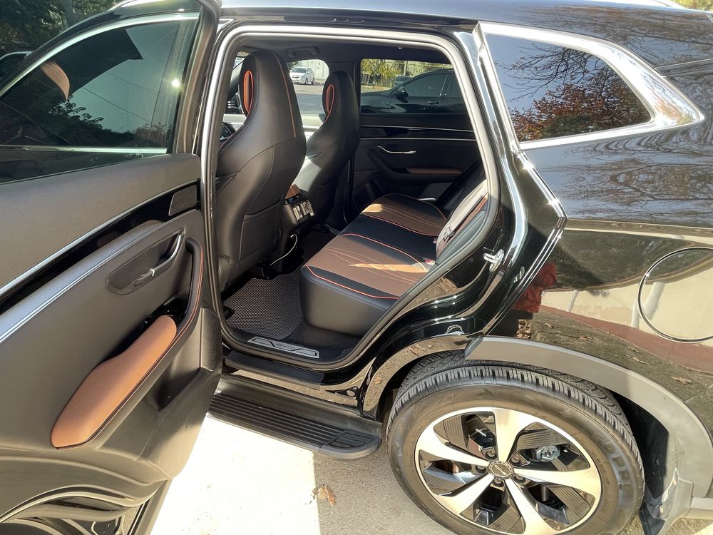 BYD song plus awd