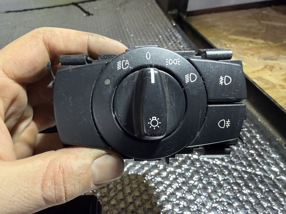 Ключ за включване на фаровете за BMW E81, E82, E87, E90, E91, E92 и Е9