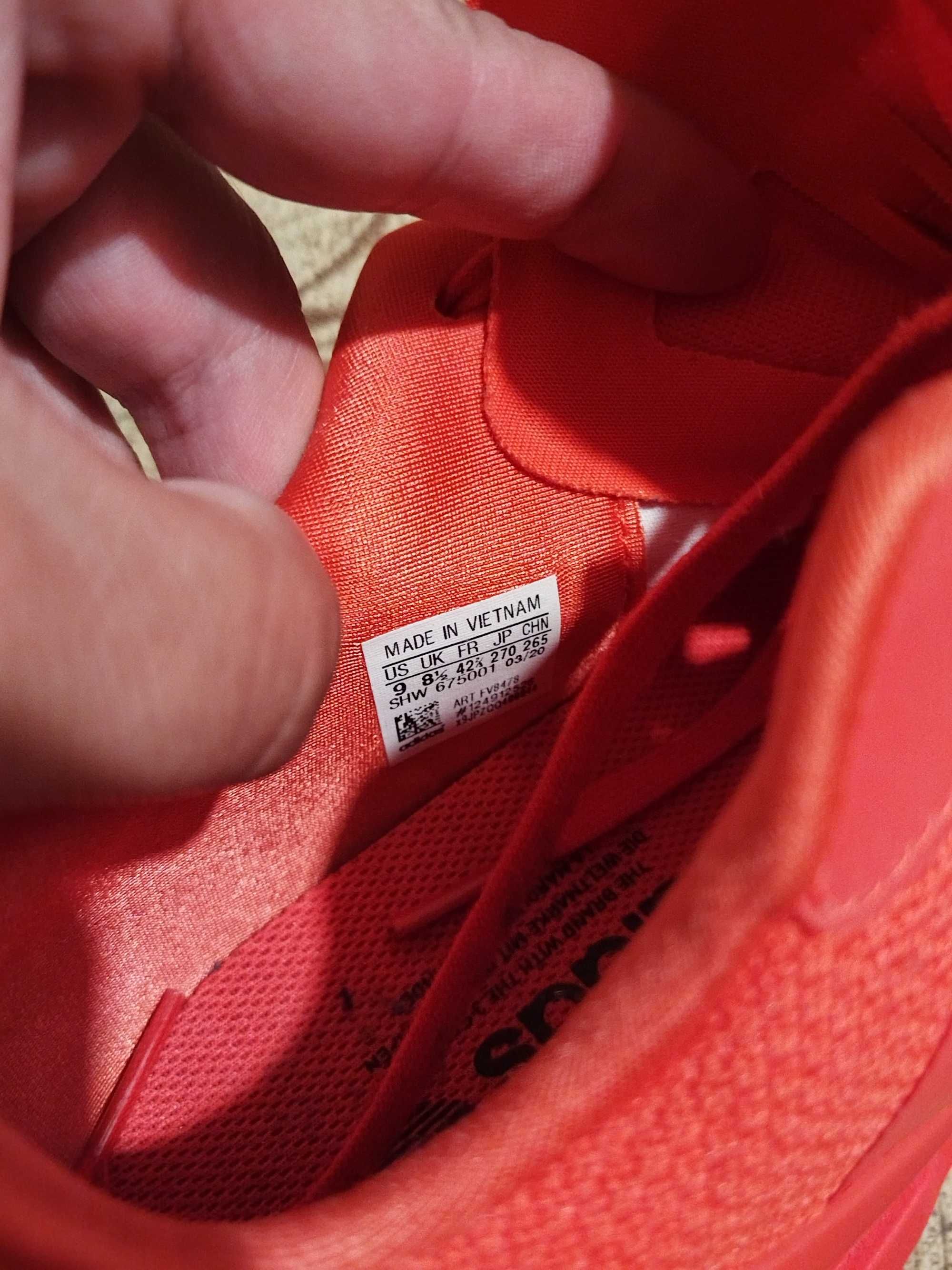 Маратонки Adidas