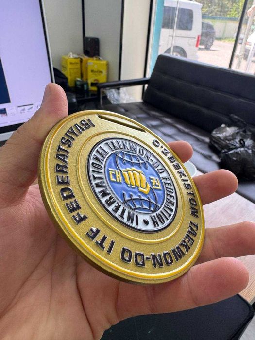 ЛОГО тушириб бериш УФ UV logo pechat DTF визитка бейджи