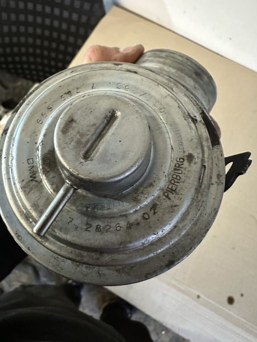 Supapa egr Bmw Seria 3 E46 330d 204cp 3.0 diesel BMW X5 E53 218cp