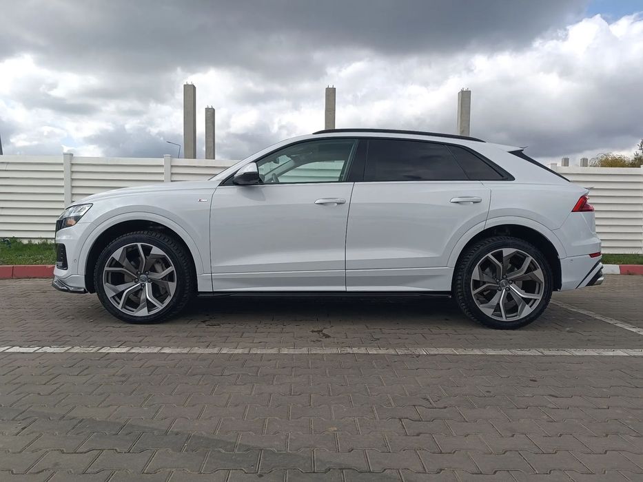 Audi Q8 Audi Q8 -TFSI- 340 cp