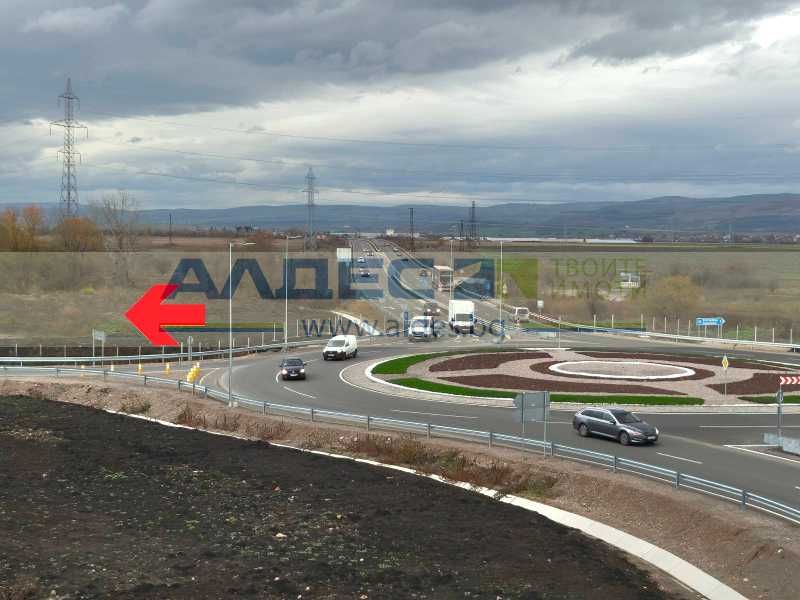 Продава се Парцел в с. Волуяк, Област София-град - 11102 кв.м за 7 €/кв.м - Снимка #2