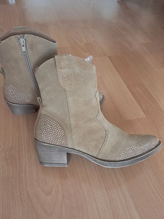 Нови дамски боти Tamaris от естестена кожа, размер 37.