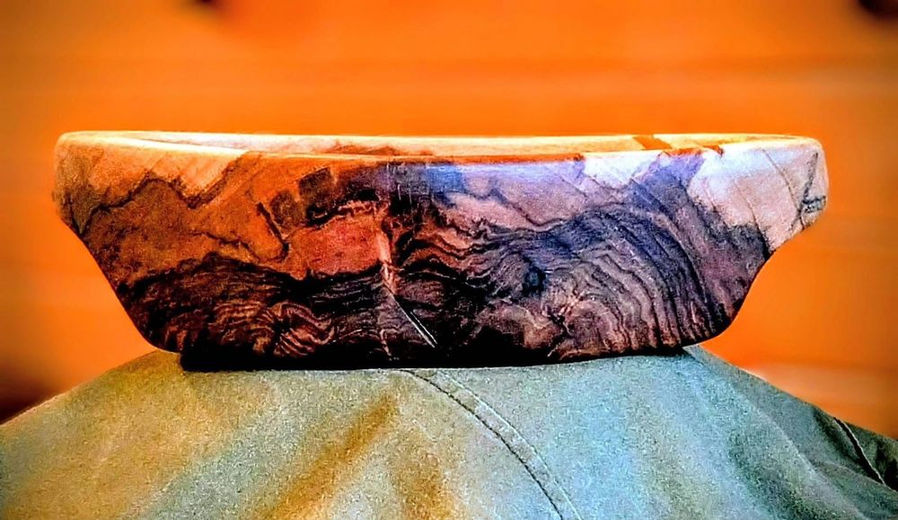 Купа орех, ръчно направена